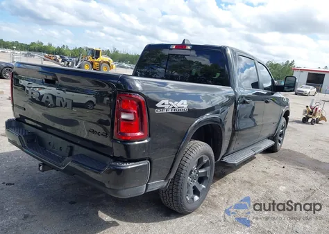 2025 Ram 1500 Big Horn 4X4 5'7 Box from USA, damaged, VIN 1C6RRFFG9SN575571